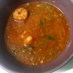 A picture of Hot and sweet shrimp soup.