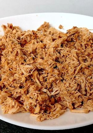 A picture of My Slow Cooked Pulled Chicken.#Mainmeal#Sandwich#Lunch.