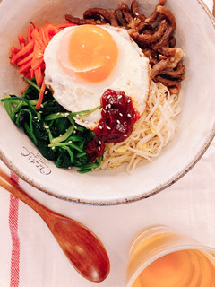 韓式拌飯 的食譜成品照片