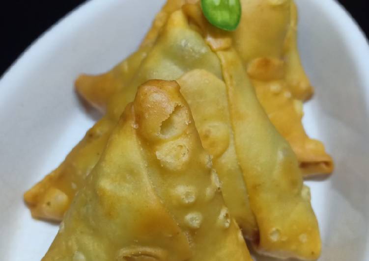 Samosa Daging