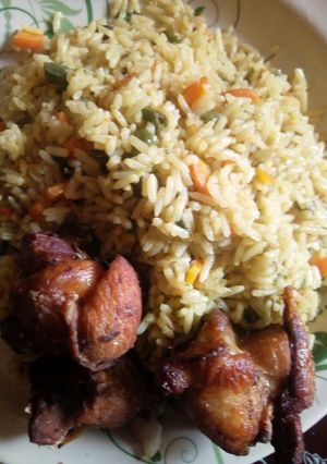 A picture of Fried rice with liver.