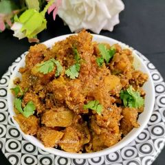 Red Pumpkin/Kaddu Dry Curry A picture of Red Pumpkin/Kaddu Dry Curry.
