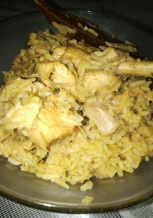 A picture of Chicken biryani.