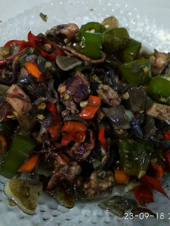 Foto resep Tumis Cumi Asin Cabe Hijau
