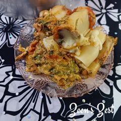 A picture of Paccheri Pasta with Spinach and Cheese.