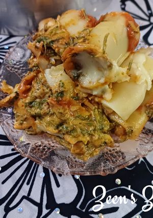 A picture of Paccheri Pasta with Spinach and Cheese.