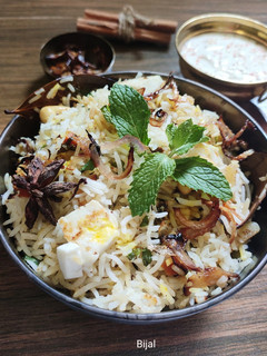 અવધી બિરયાની(Avadhi Biriyani recipe in Gujarati) રેસીપી મુખ્ય ફોટો