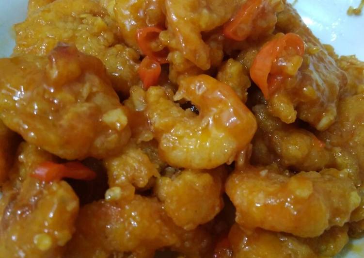 Resep Udang goreng saos asam manis pedas yang Enak Banget