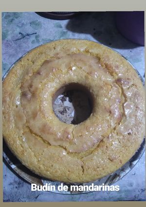 Una foto de Budín de mandarina súper húmedo