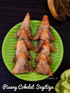 Foto resep 126. Pisang Cokelat Segitiga