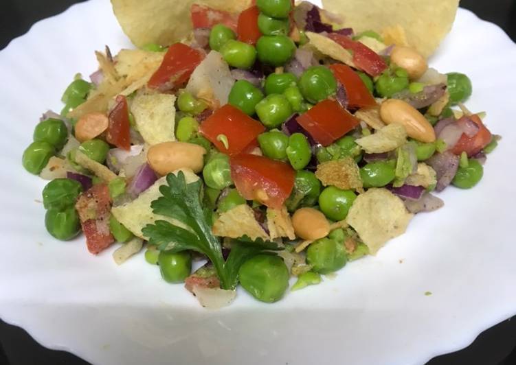 Simple Way to Prepare Award-winning Peas and Chips Chat