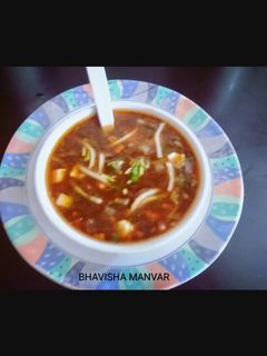 મનચાઉં સૂપ (Manchow Soup Recipe In Gujarati) રેસીપી મુખ્ય ફોટો