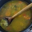 Caldo dulce de verduras salteadas