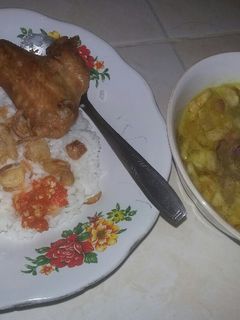 Foto resep Soto Ayam Ceker & Sayap Goreng (dengan taburan kentang krispi)