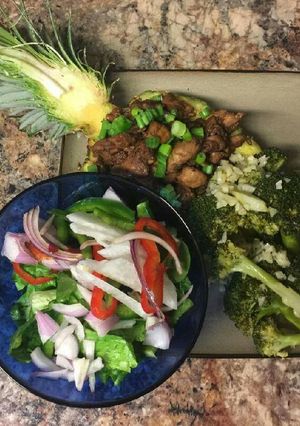 A picture of Teriyaki chicken Pineapple bowl.