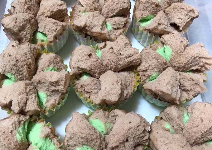 Cara Gampang Membuat Bolu kukus pandan coklat all in one mekar lembut Anti Gagal