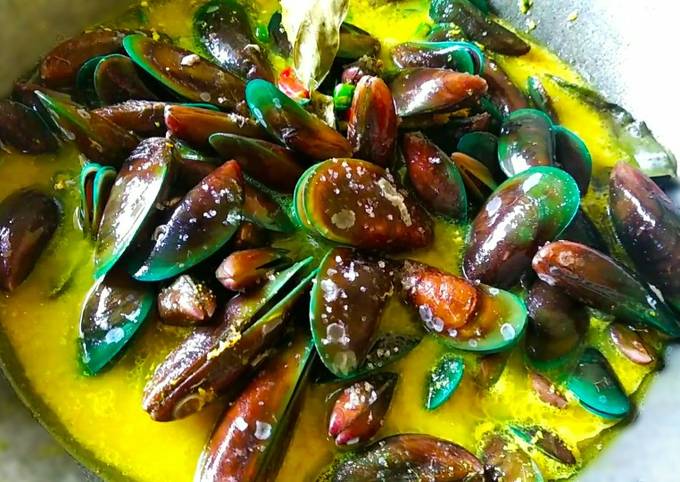 Kerang Ijo Masak Kuning