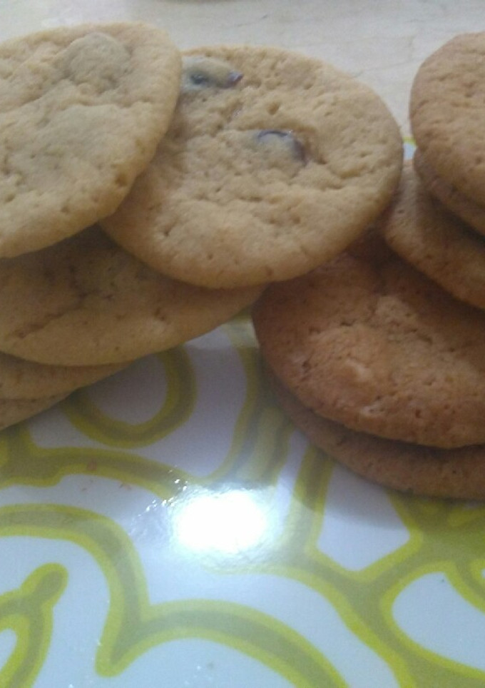 Una foto de Galletas de chocolate blanco y arándanos y de chocochips