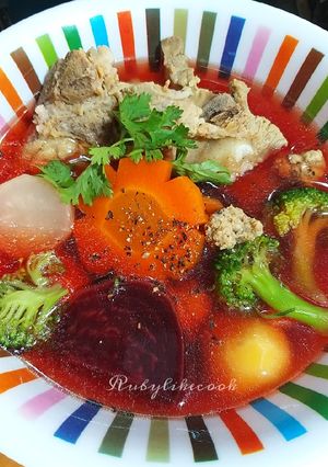 Hình của món Canh xương hầm củ quả.