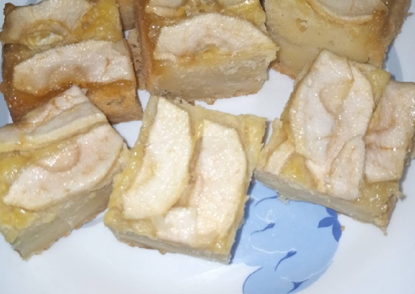 Afghani Apple Cake