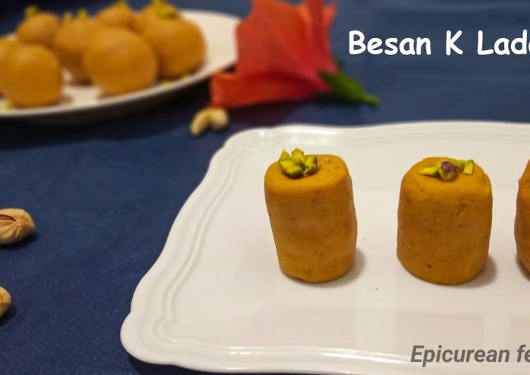 Besan ke Ladoo