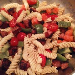 A picture of Weeknight pasta salad.