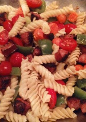 A picture of Weeknight pasta salad.