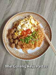 Foto resep Mie Goreng Keju Pedas ala An-Nesha