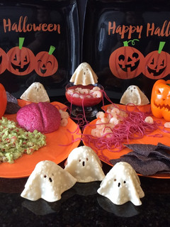 A picture of Halloween Banquet.