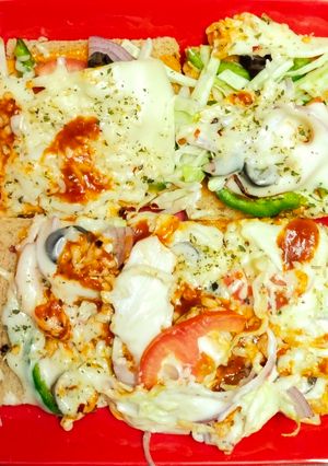 लझानिया (Lasagna recipe in marathi) रेसिपी चे मुख्य फोटो 