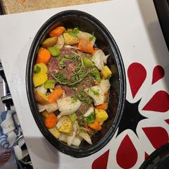 A picture of Slow cook oven pot roast and vegetables.