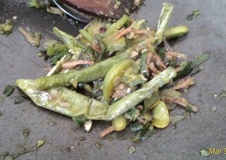 Terung telunjuk dan teri cabe ijo