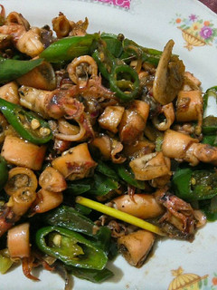 Foto resep Tumis Cumi Asin Cabe Hijau (Versi Simple)