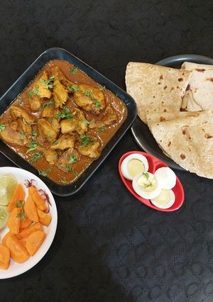 ठाणे#झणझणीत चिकन रस्सा रेसिपी चे मुख्य फोटो 
