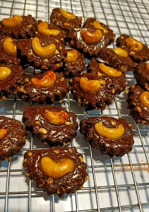 Foto resep Chocolate peanut butter cookies (kukis coklat selai kacang)