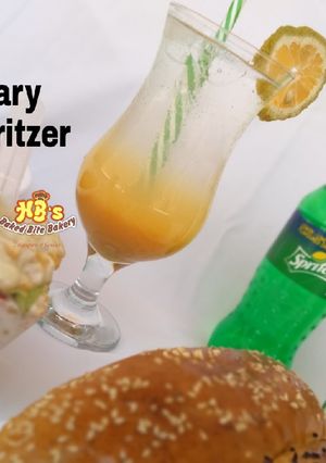 A picture of Rosemary Citrus Spritzer.