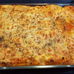A picture of Classic Lasagne.