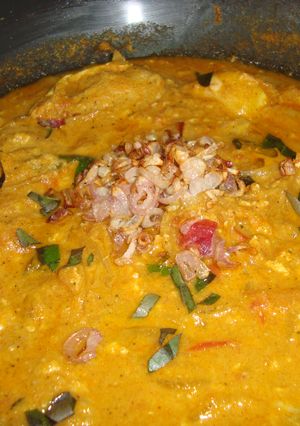 A picture of Scrambled Egg Curry.