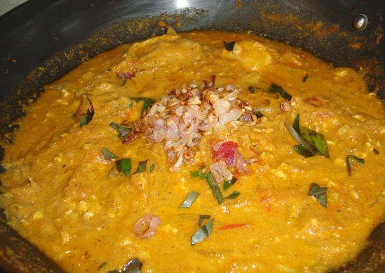 Any-night-of-the-week Scrambled Egg Curry