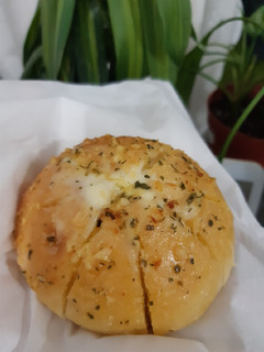 Foto resep Korean Garlic Cheese Bread