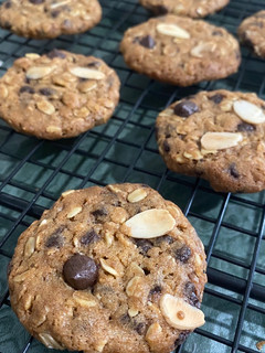 Foto resep Chewy oatmeal choco chips cookies