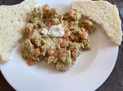 Una foto de ricotta con atún