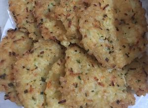 Hình của món Cơm chiên trứng thịt.