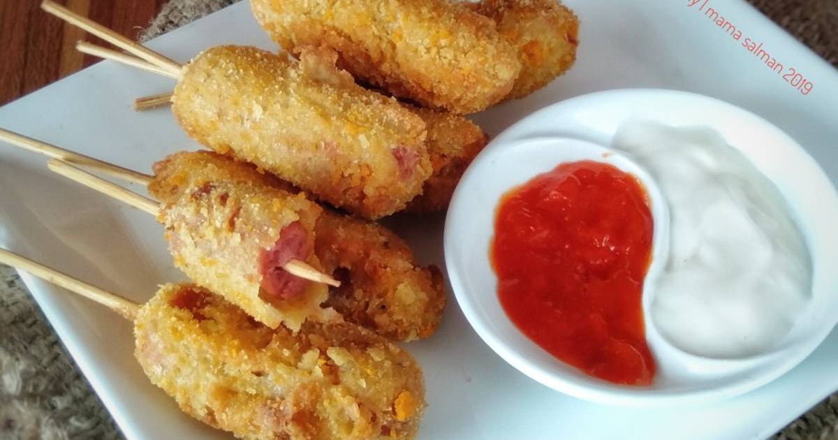 Resep Corndog Sosis Crunchy Oleh Mama Salman - Cookpad