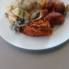 Chicken fillet with salads and meat balls A picture of Chicken fillet with salads and meat balls.