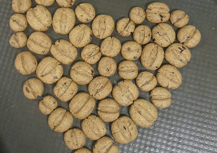 Simple Way to Prepare Homemade Coffee nuts cookies ☕