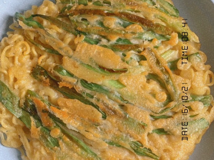 Resep: Pajeon Indomie daun bawang ala Korea Enak Dan Mudah