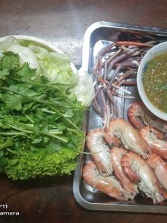 รูปของ เมี่ยงกุ้งลวกกับน้ำจิ้มสามรส