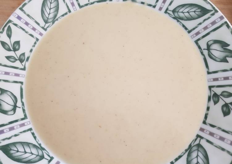 Vichyssoise tuneada de puerro, calabacín, champiñones en Thermomix