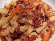 A picture of corned beef and potatoes